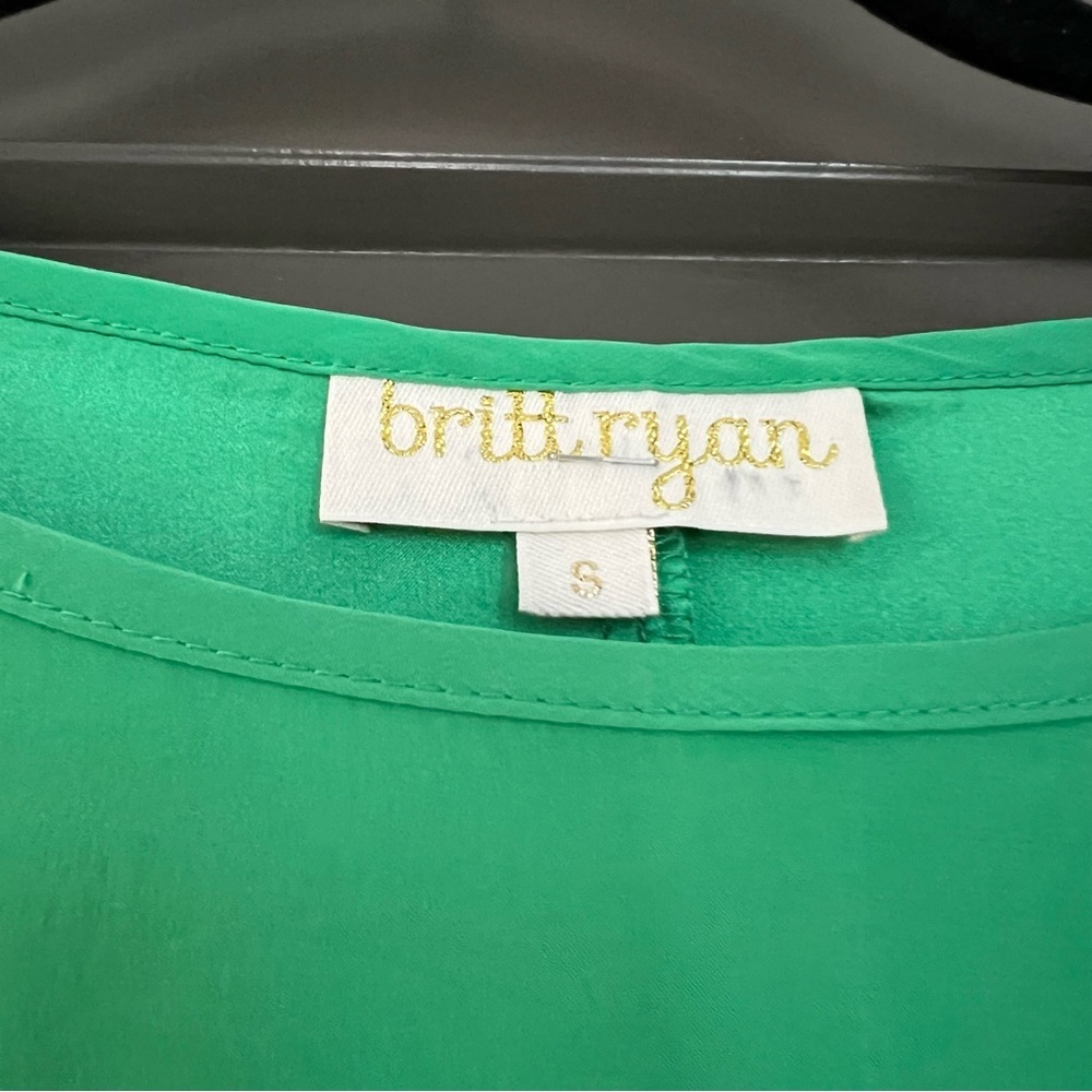 Britt Ryan Emerald Green Silk Blouse with Ruffle Sleeves | S - Picture 3 of 9